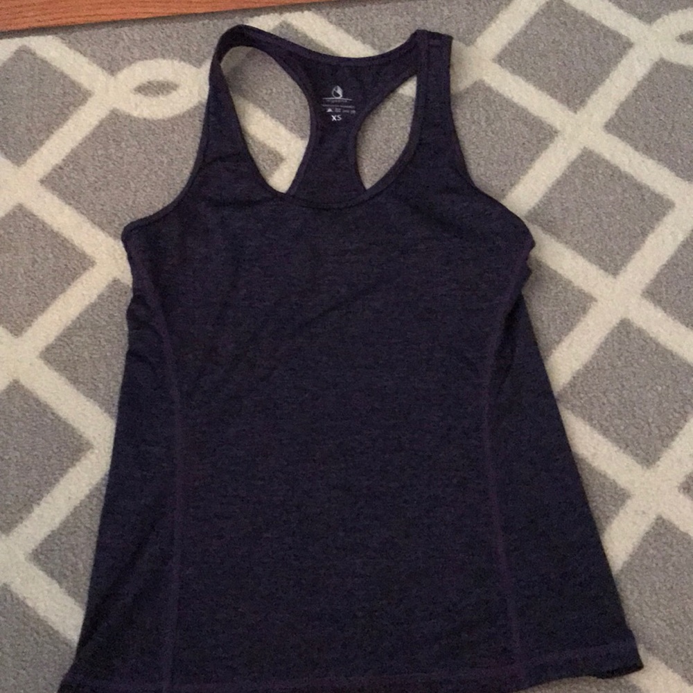 Women’s workout top size XS